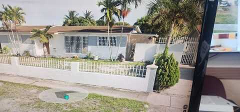 834 W 72 Pl, Hialeah, FL 33014