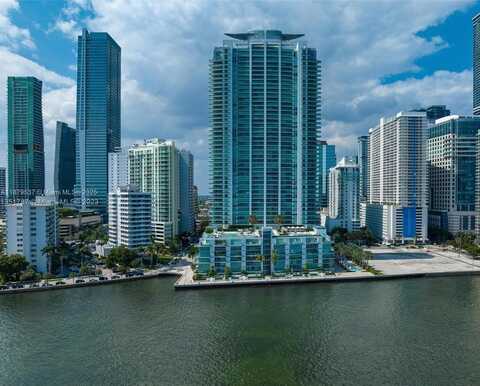 1331 Brickell Bay Dr, Miami, FL 33131