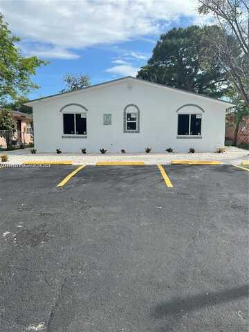 840 SW 6th Ct, Pompano Beach, FL 33060