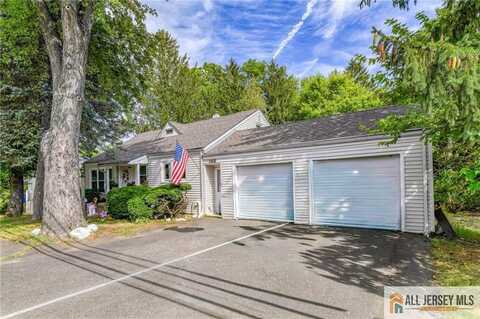 148 Helmetta Road, Monroe, NJ 08831