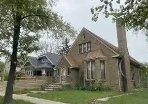 5460 N 37th St, Milwaukee, WI 53209