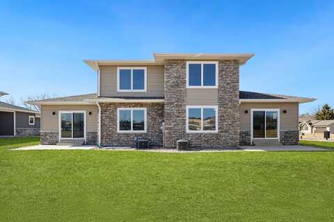 1200 Sween Dr, Holmen, WI 54636