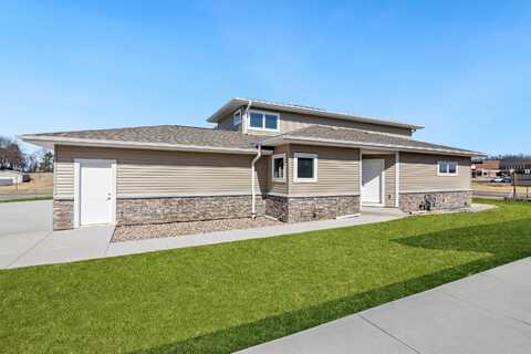 1200 Sween Dr, Holmen, WI 54636