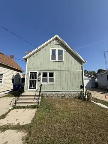 4119 6th Ave, Kenosha, WI 53140