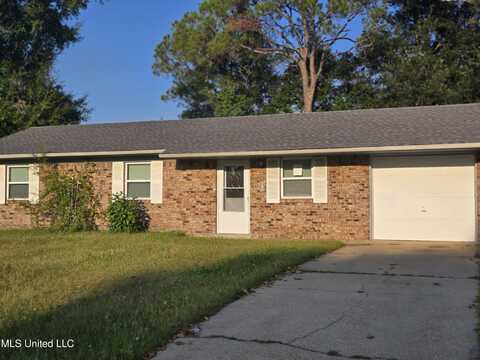 6505 Columbus Circle, Ocean Springs, MS 39564