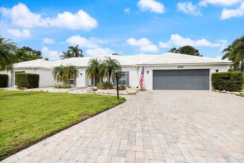 4762 MEREDITH LANE, SARASOTA, FL 34241
