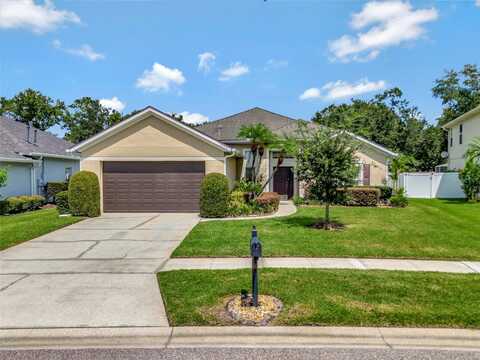 5856 PINE GROVE RUN, OVIEDO, FL 32765
