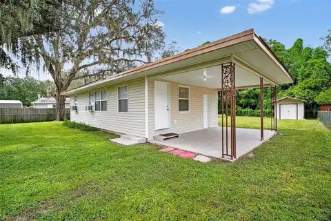 2704 WOOD STREET, LEESBURG, FL 34748