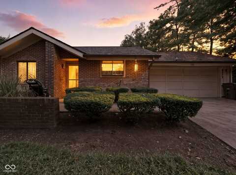 4112 Tupelo Drive, Columbus, IN 47201