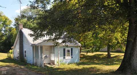 904 N Benjamin Street, Rushville, IN 46173