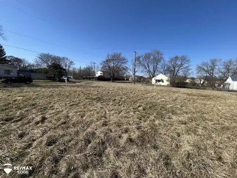 0 Allen, Burton, MI 48529