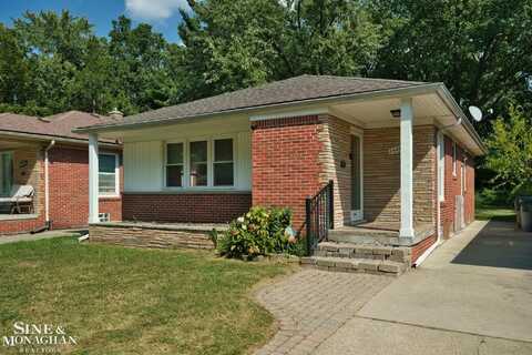 24060 Oneida, Oak Park, MI 48237