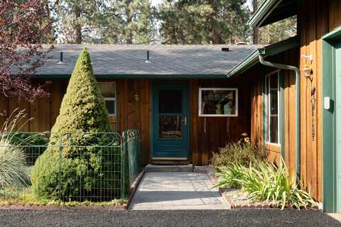 15689 Paddock Green, Sisters, OR 97759
