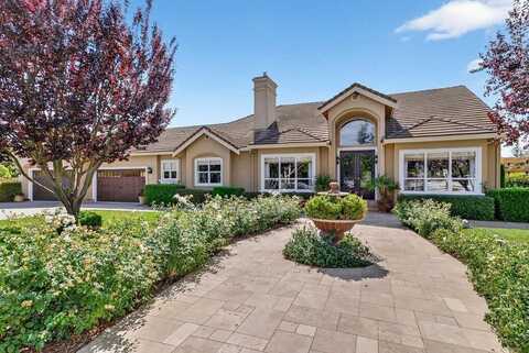 12315 Harding AVE, SAN MARTIN, CA 95046
