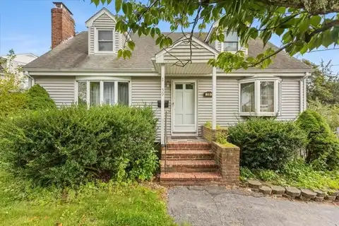 59 Merton St, Brockton, MA 02302