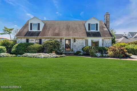7 Monmouth Shire Lane, Spring Lake, NJ 07762