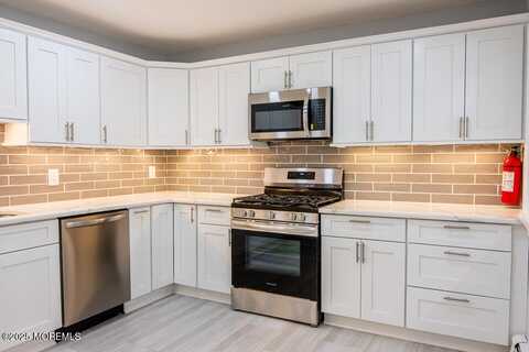 9d Cypress Street, Manchester, NJ 08759