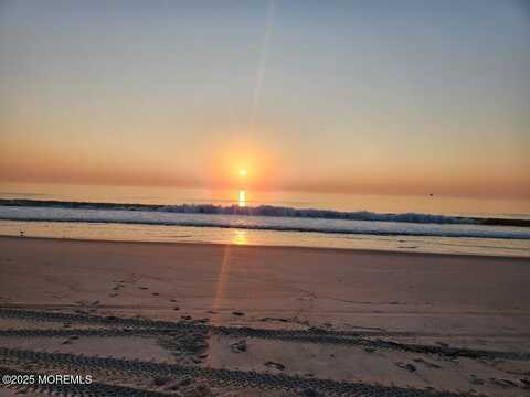 260 Ocean Avenue, Sea Bright, NJ 07760