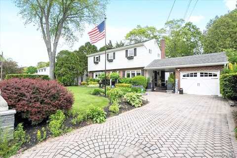 27 Bieselin Road, Bellport, NY 11713