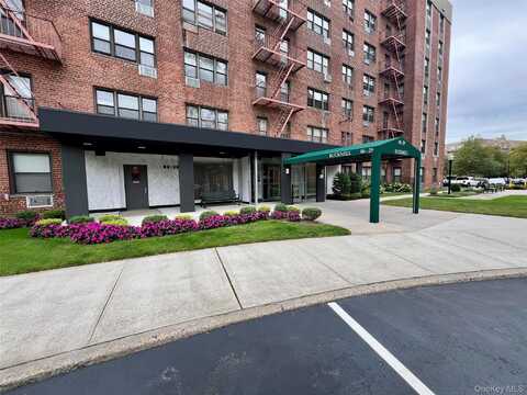86-29 155 Avenue, Howard Beach, NY 11414