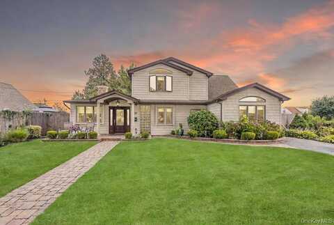 243 Elm Drive S, Levittown, NY 11756