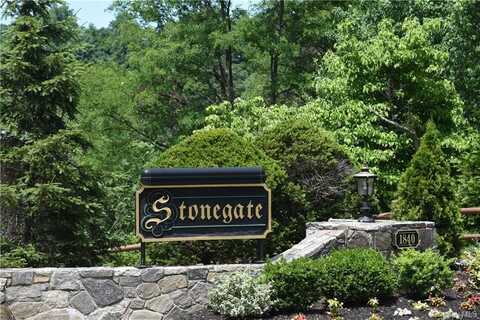1840 Crompond Road, Peekskill, NY 10566