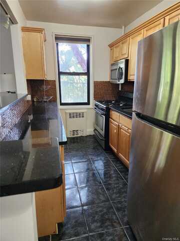 150-11 72 Road, Kew Gardens, NY 11367