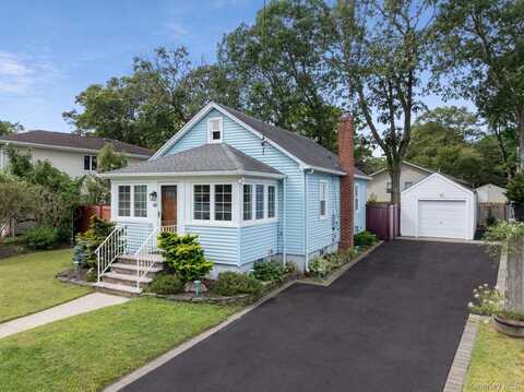 50 Denton Street, Patchogue, NY 11772