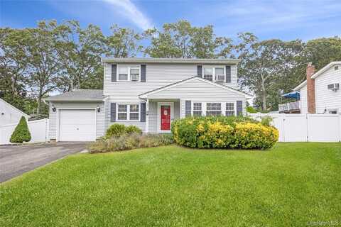 231 Shelter Road, Islip, NY 11770