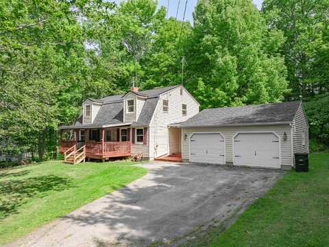 91 Wendy Acres Drive, Hermon, ME 04401
