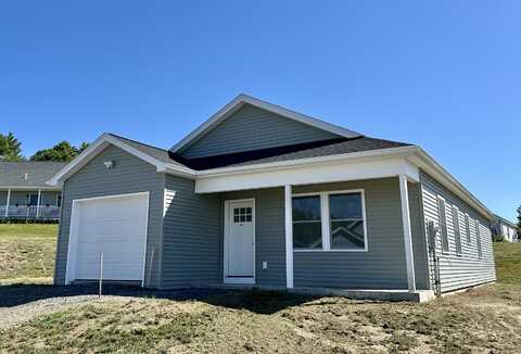 40 Village Circle, Augusta, ME 04330