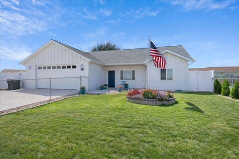 1622 Dacar Street, Belle Fourche, SD 57717