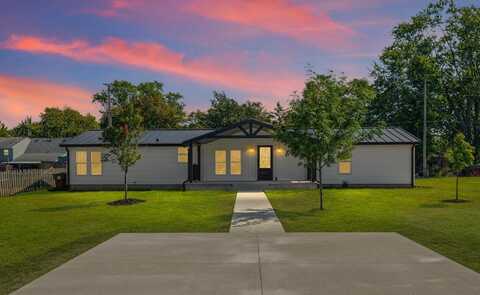 406 S Northwest Street, Fisher, IL 61843