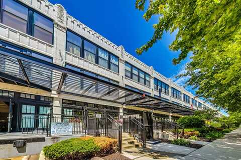 1070 W 15th Street, Chicago, IL 60608