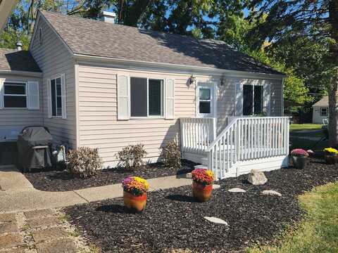 25542 W Dressel Road, Antioch, IL 60002