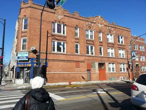 2350 W Augusta Boulevard, Chicago, IL 60622