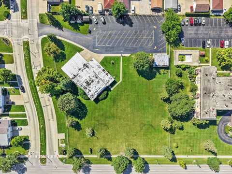 800 Beau Drive, Des Plaines, IL 60016