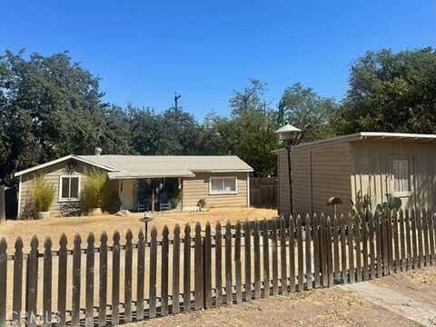 818 Olive Street, Paso Robles, CA 93446