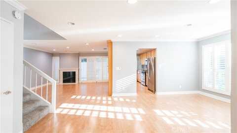 10055 Melinda Way, Northridge, CA 91325