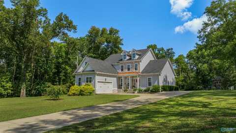 27 Woodrow Terrace, Collinsville, AL 35961