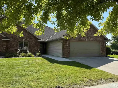 406 Skyview Circle, Norfolk, NE 68701