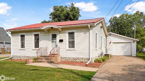 308 E Van Buren Street, Washington, IA 52353