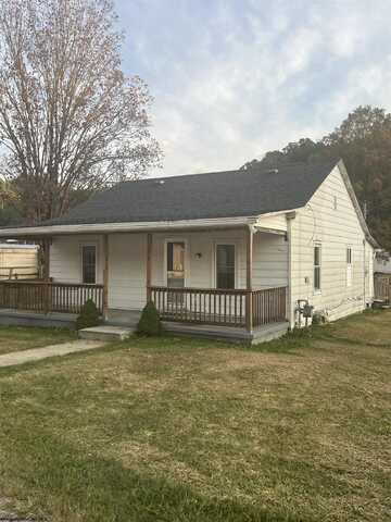 188 Carter Avenue, Philippi, WV 26416
