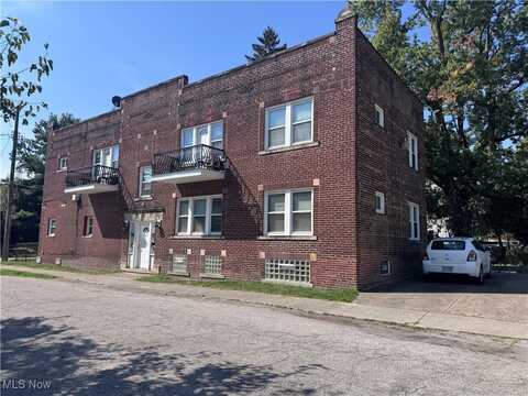 2802 Saratoga Avenue, Cleveland, OH 44109
