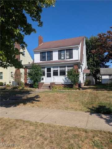 450 Wabash Avenue S, Brewster, OH 44613