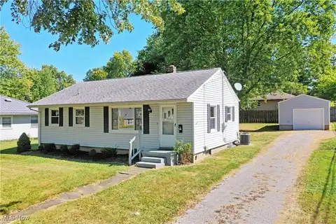 300 N Mecca Street, Cortland, OH 44410