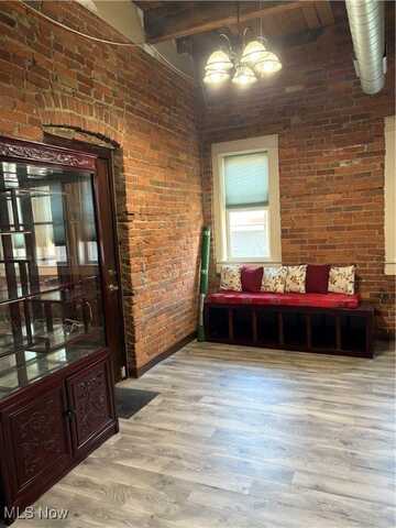 3348 St Clair Avenue NE, Cleveland, OH 44114