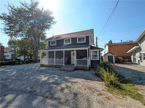 19 Lakehurst Drive, Saybrook, OH 44004
