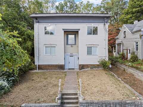 740 Fern Street unit: 2, Akron, OH 44307