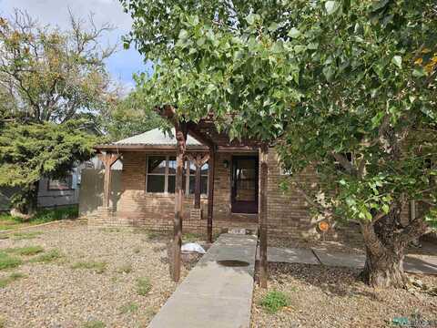 141 S Houston Avenue, Portales, NM 88130
